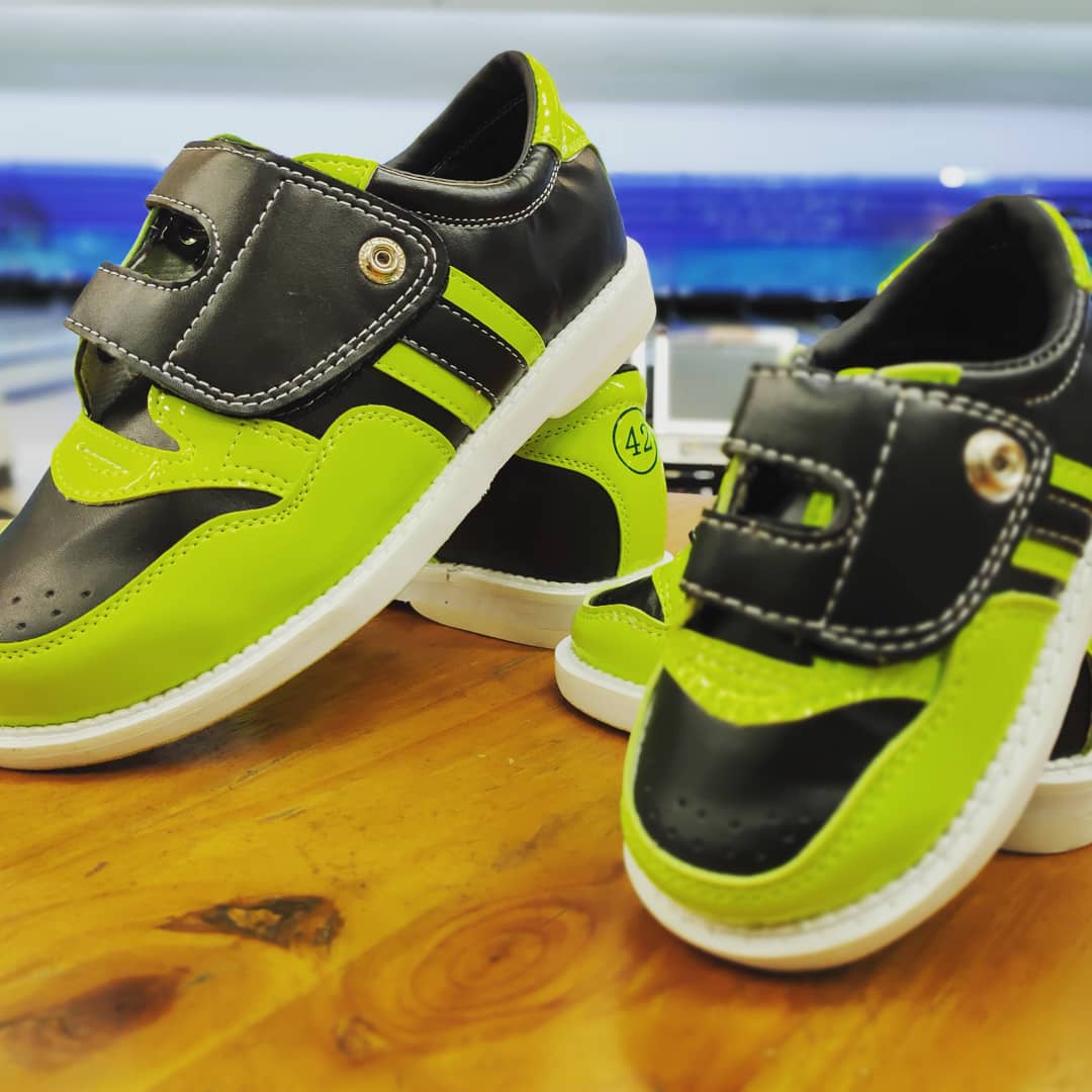 Hook And Loop Kids Bowling Shoes Manufacturer